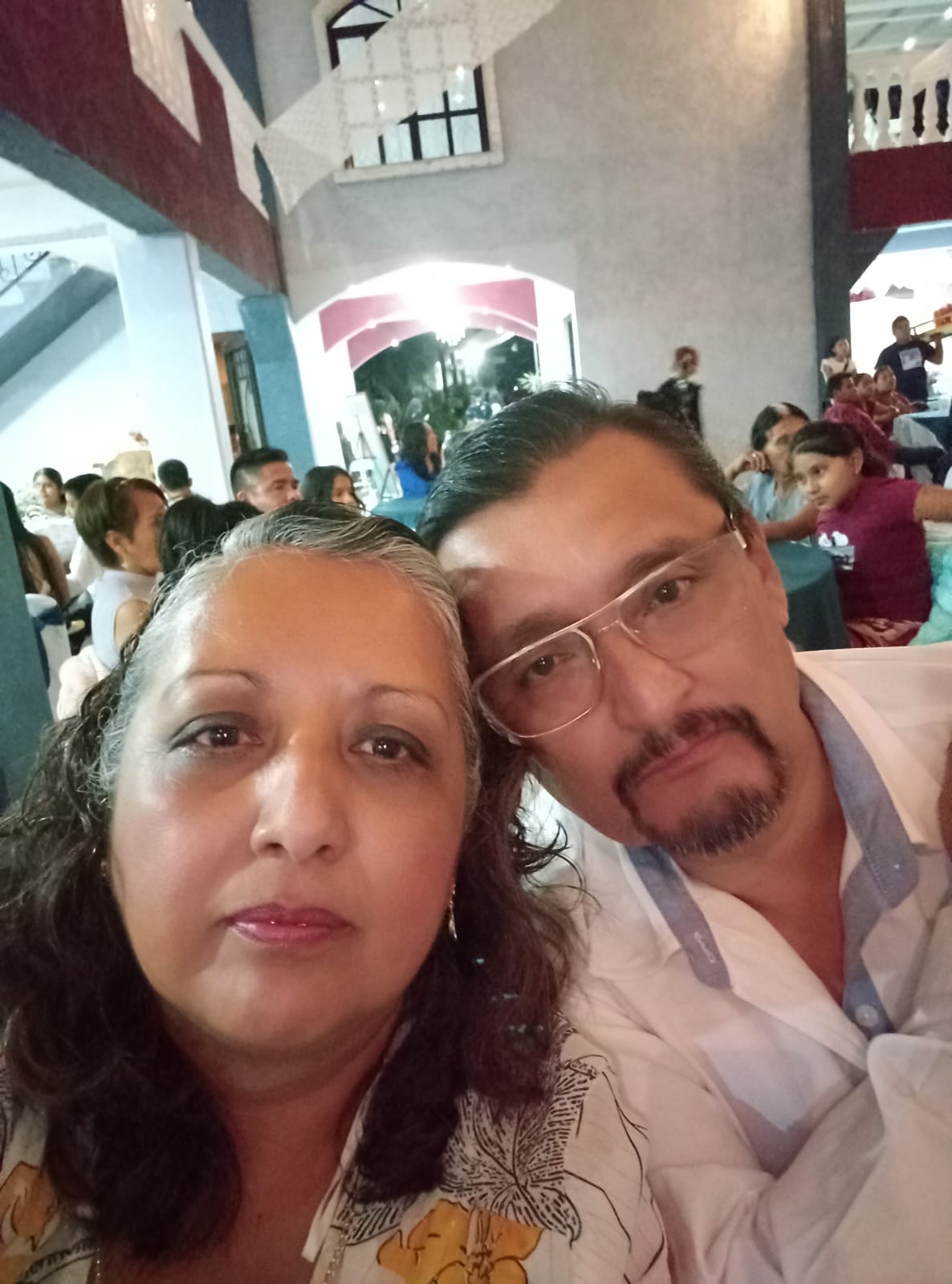 Jesus y Roselia - Hoy